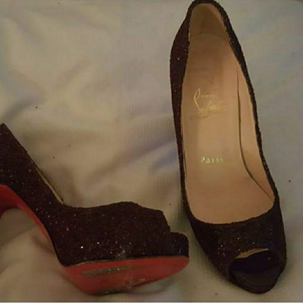 Louboutins - Very Rare "Crushed Ruby" - Picture 4 of 7